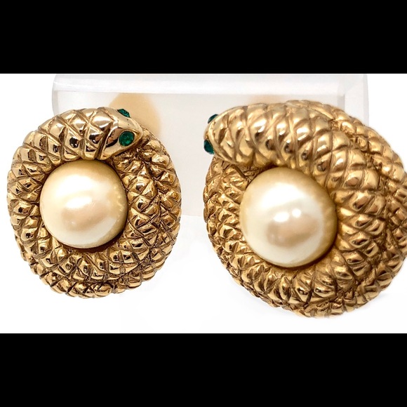 Rare Vintage Erwin Pearl Coiled Snake Earrings 🐍 - Picture 4 of 8